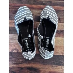 Mad Love Gray and White Striped Canvas Slip-On Flats Women's Size 6